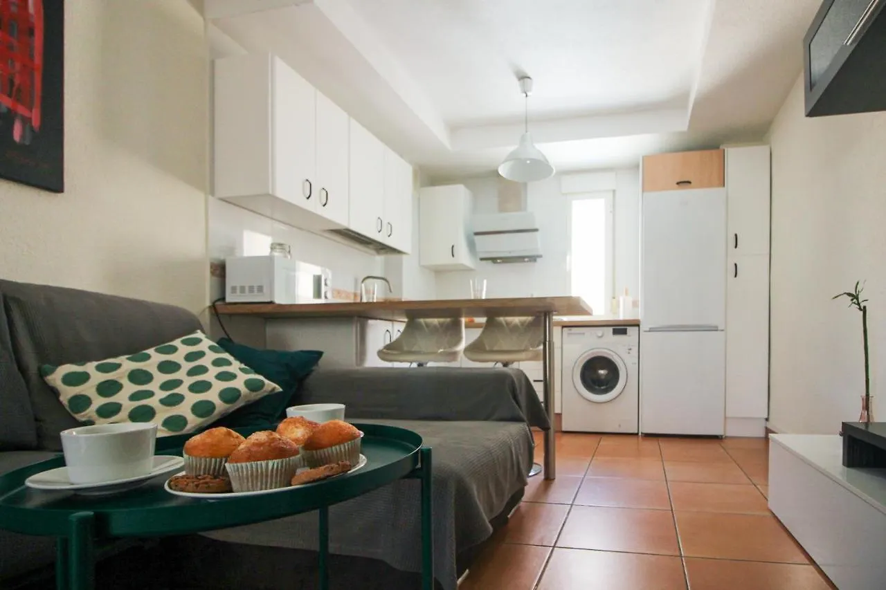 Lentiscares 118. Dos Habitaciones Con Salida A La Piscina. Torrox Apartment